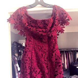 Guess Off The Shoulder Floral Lace Dress